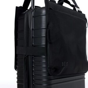 BEIS the convertible luggage vest